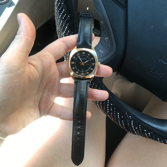Gucci Watch - Picture 3 of 4